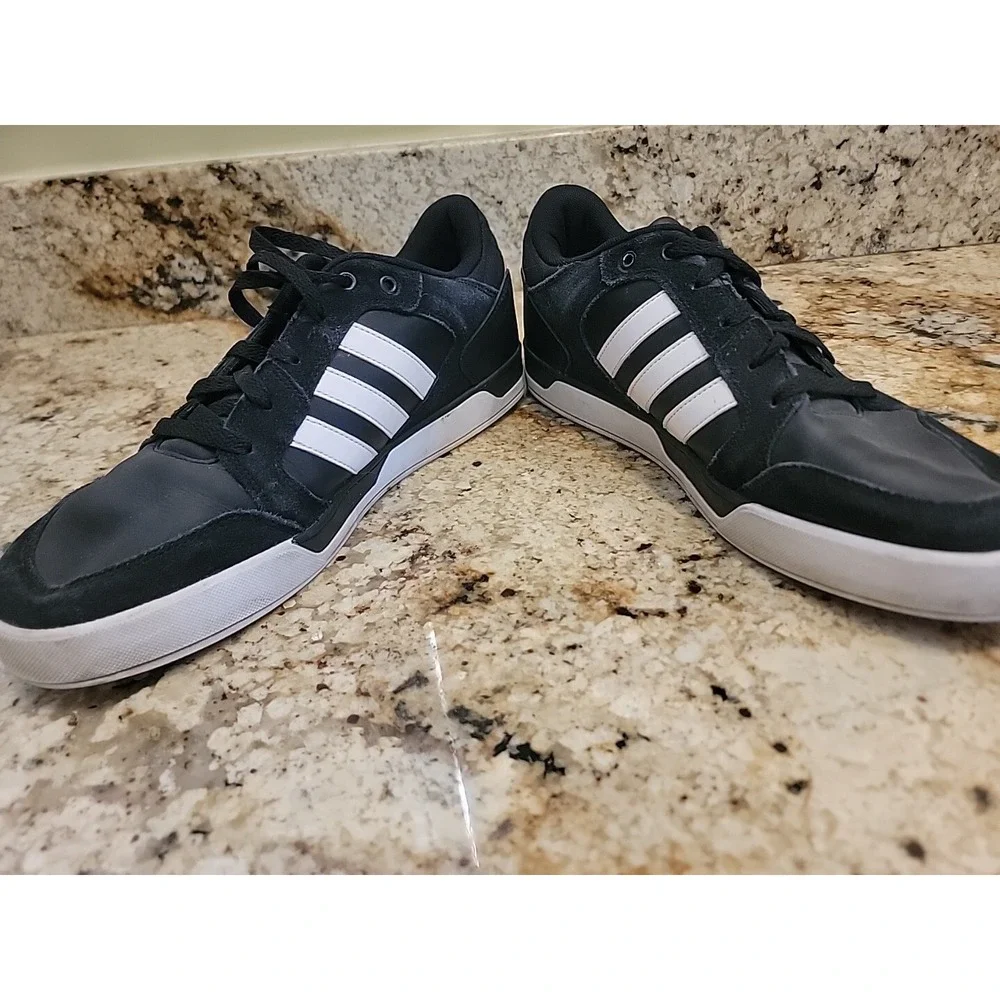 Adidas NEO Mens Size 11.5 Black/Red White Leather Skateboard Shoes - HVA039001
